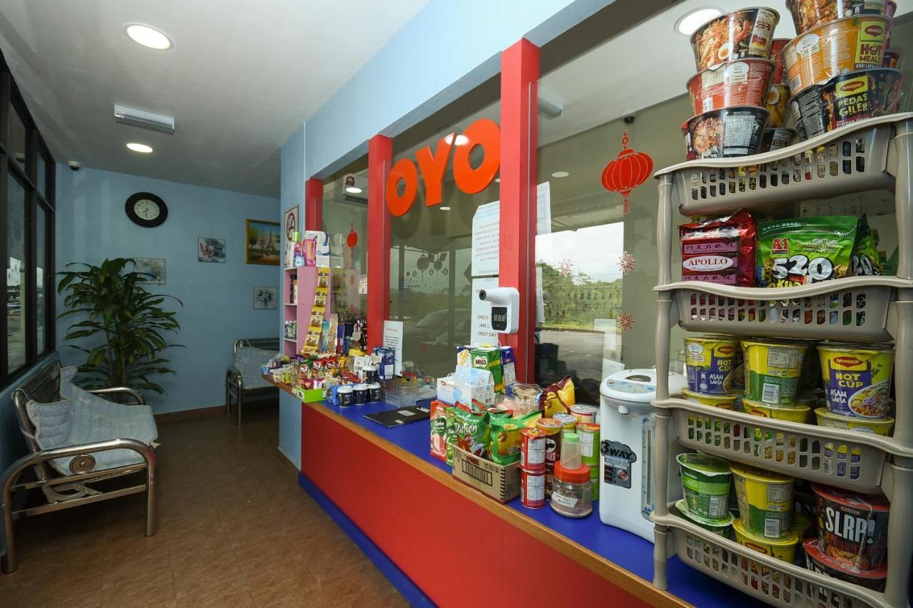 Oyo 90172 Goodwill Homestay Batu Niah Екстериор снимка